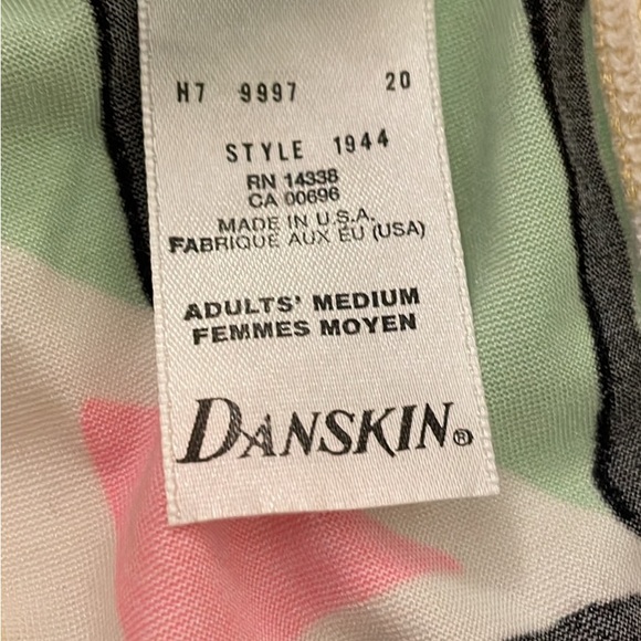 Vintage Made in USA Danskin Yoga Bike shorts/Leggings - Picture 4 of 8